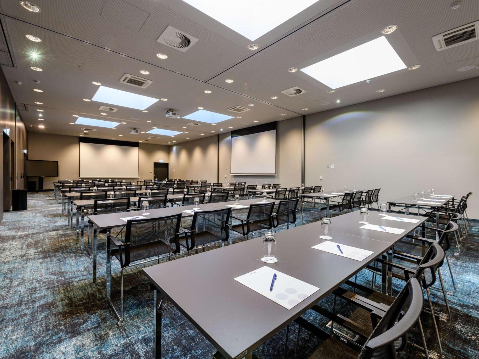 Novotel Regensburg Zentrum Εξωτερικό φωτογραφία